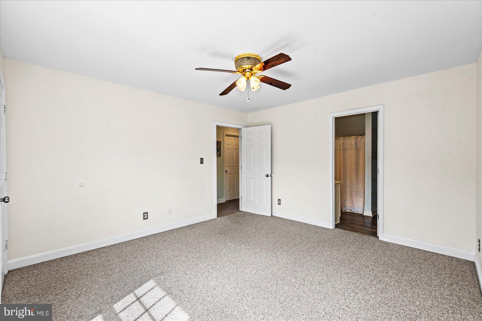 121 11th Street Colonial Beach, VA 22443 - Photo 20 of 33 a view of an empty room