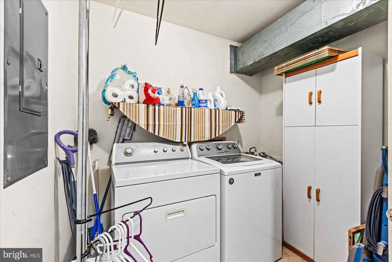 121 11th Street Colonial Beach, VA 22443 - Photo 25 of 33 a utility room with dryer and washer