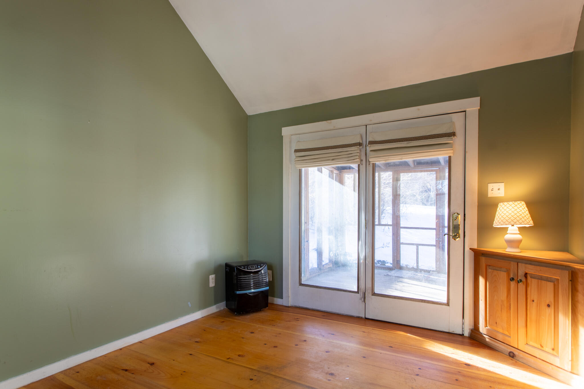 155 Brave Boat Harbor Road, Unit A Kittery, ME 03905 - Photo 17 of 18 155BBHbedrm2