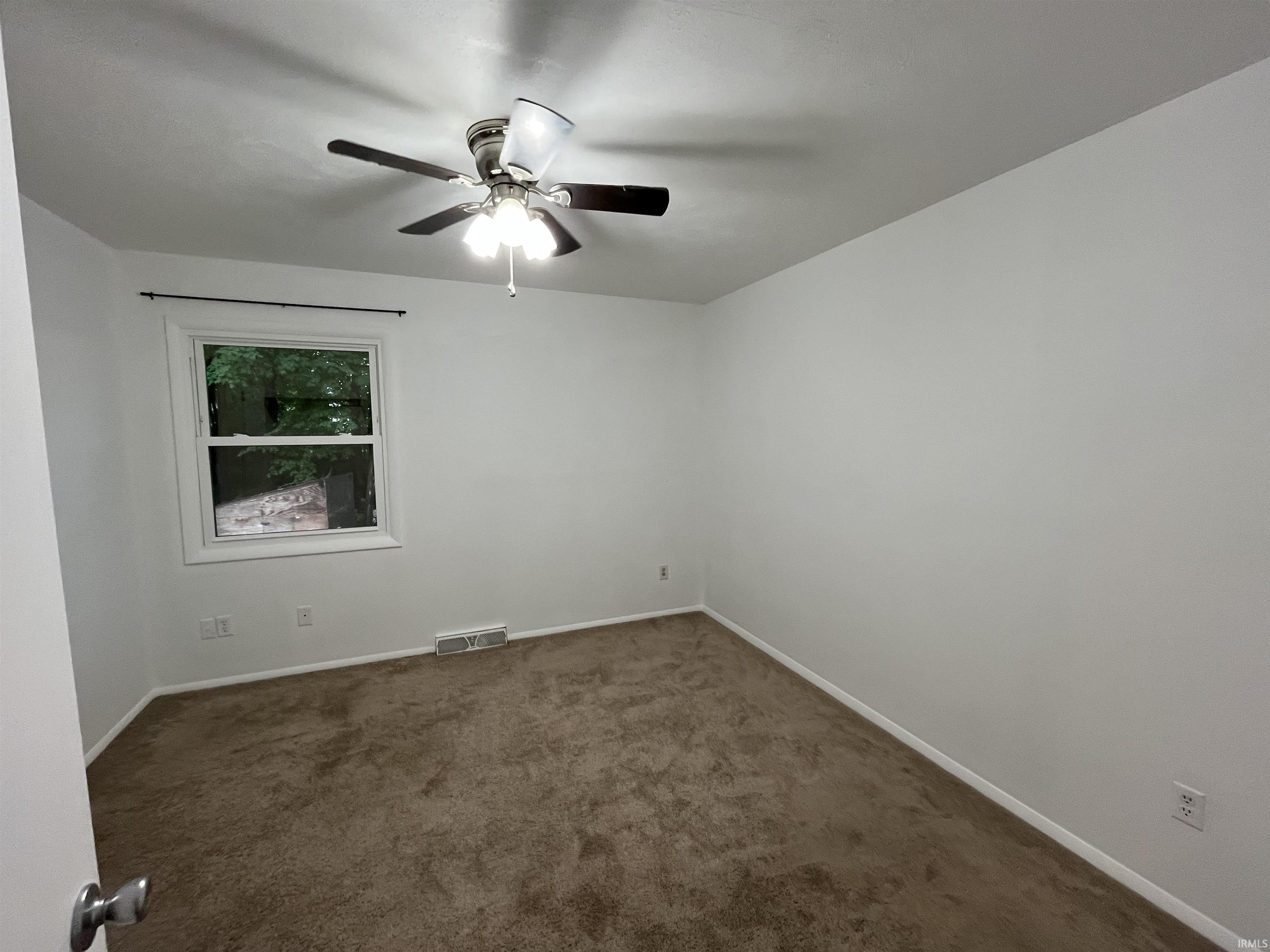 12011 Tyler Road Lakeville, IN 46536 - Photo 17 of 30