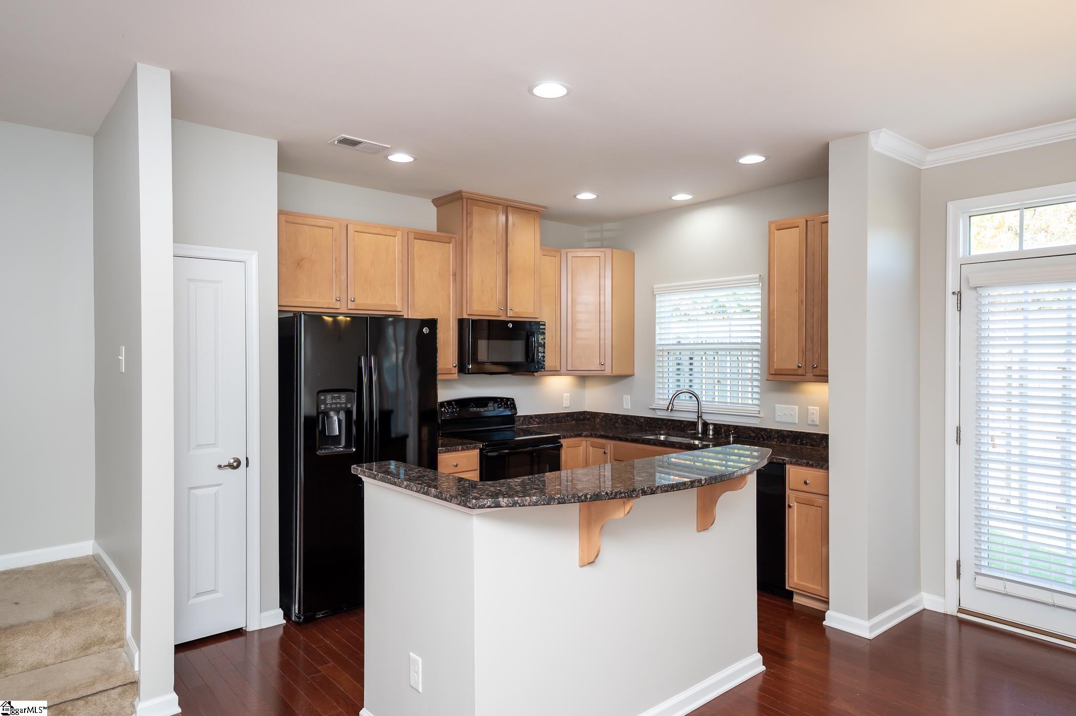 445 Christiane Way Greenville, SC 29607 - Photo 9 of 23 Gallery Image 9