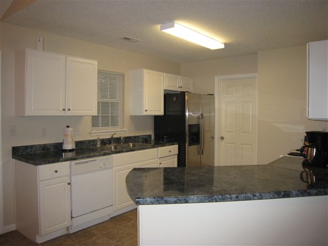 1043 Williams Street Pendleton, SC 29670 - Photo 4 of 11 Gallery Image 4