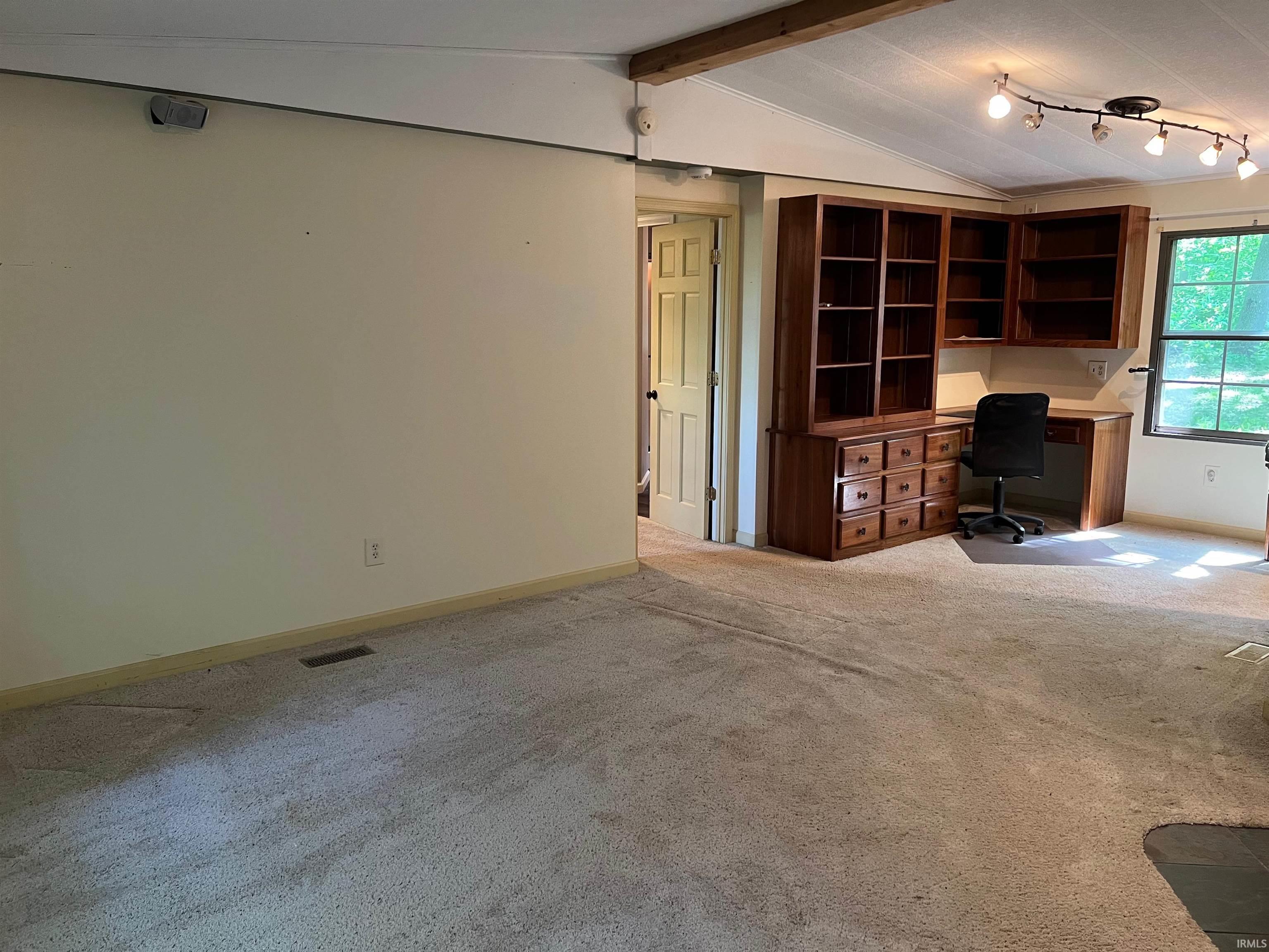 11631 Boberg Road Evansville, IN 47712 - Photo 17 of 26 Gallery Image 17