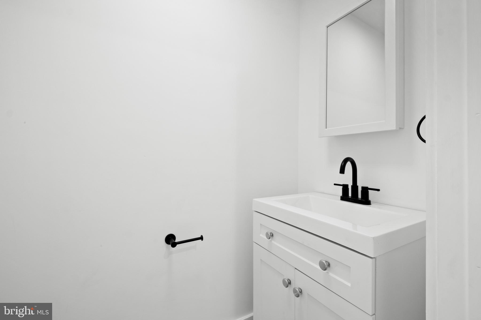 2818 Agate Street Philadelphia, PA 19134 - Photo 14 of 33