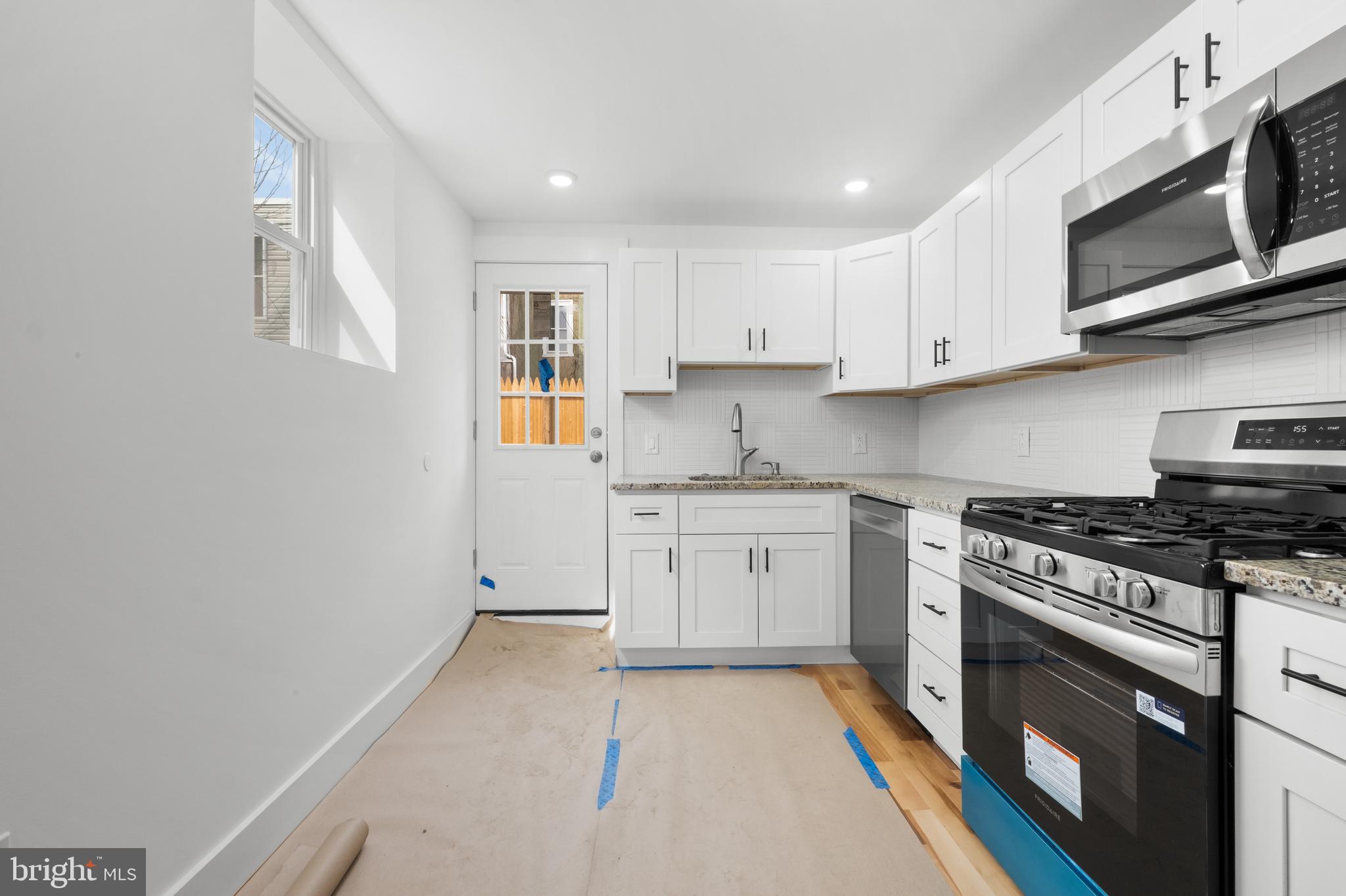 2818 Agate Street Philadelphia, PA 19134 - Photo 18 of 33