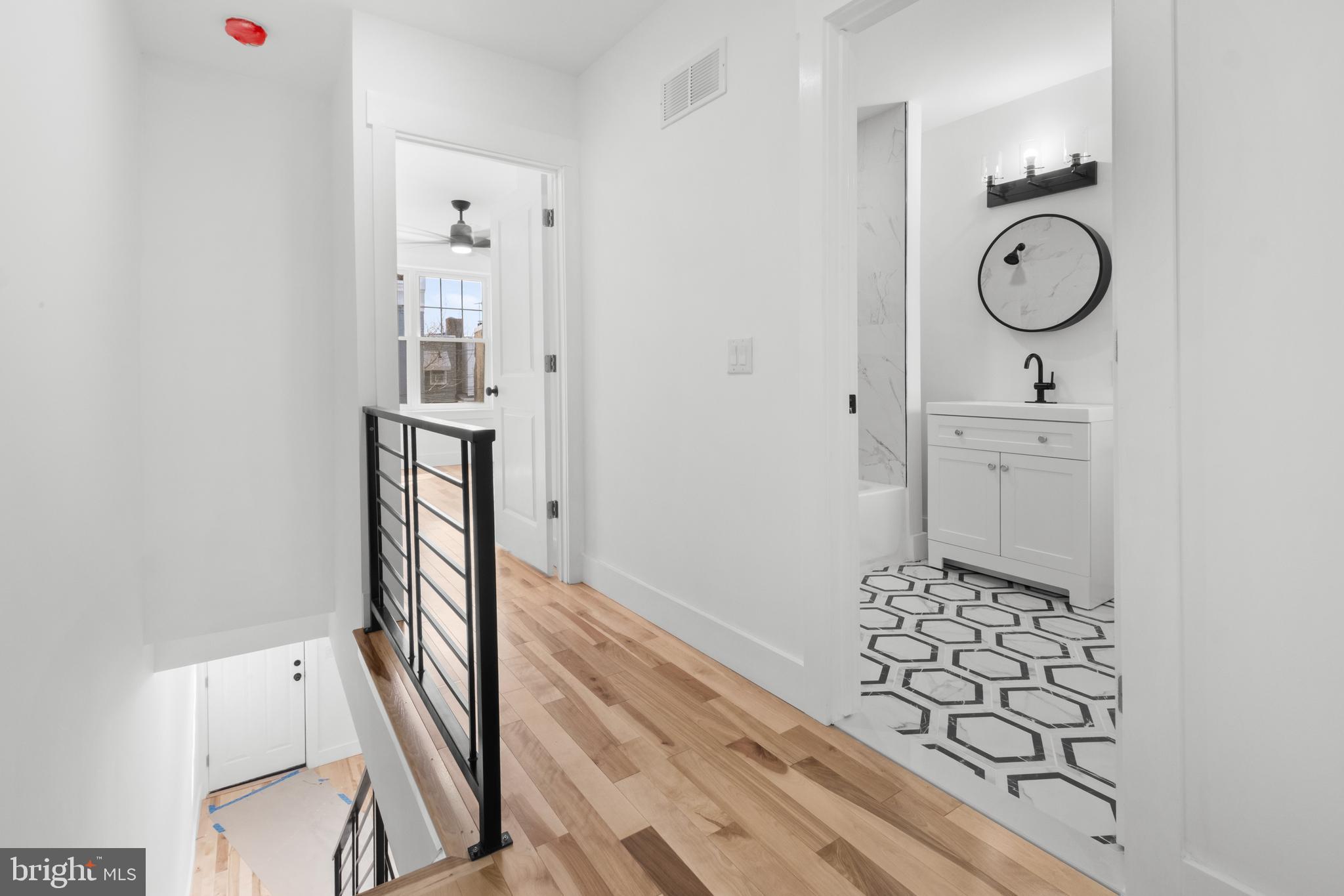 2818 Agate Street Philadelphia, PA 19134 - Photo 25 of 33