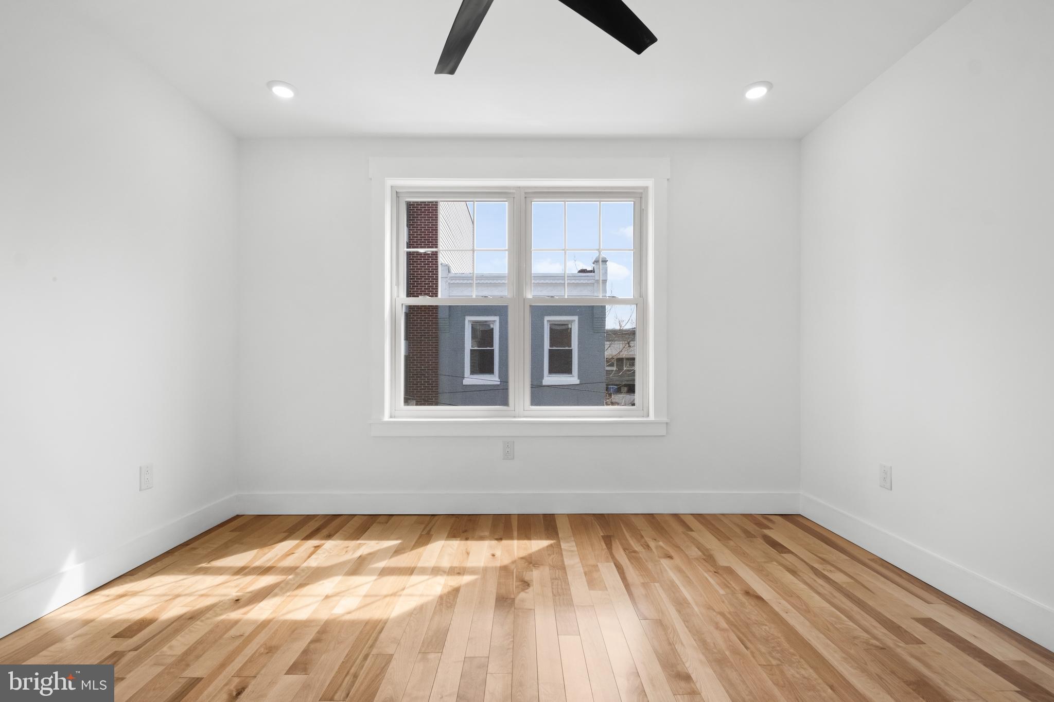 2818 Agate Street Philadelphia, PA 19134 - Photo 27 of 33