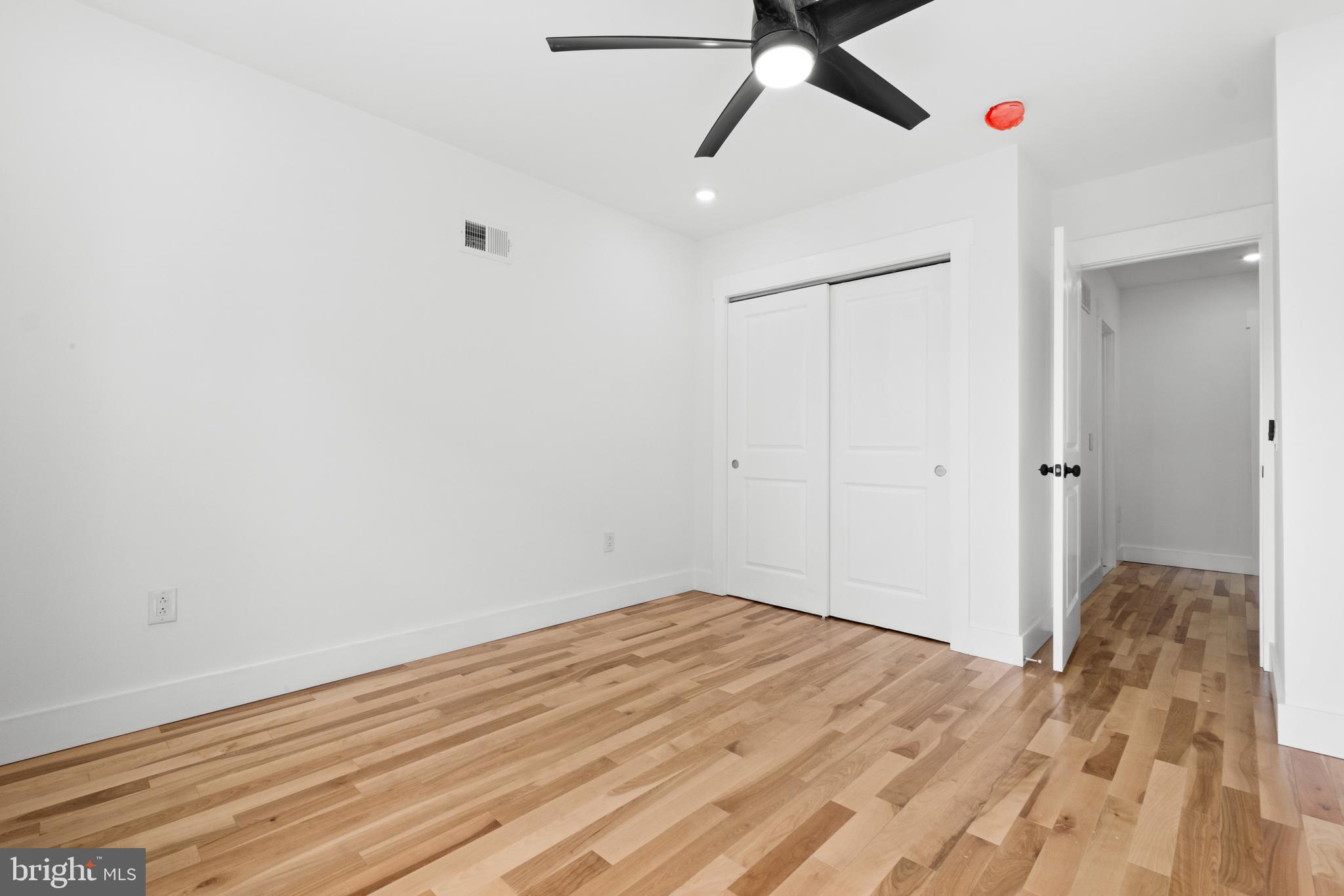 2818 Agate Street Philadelphia, PA 19134 - Photo 29 of 33