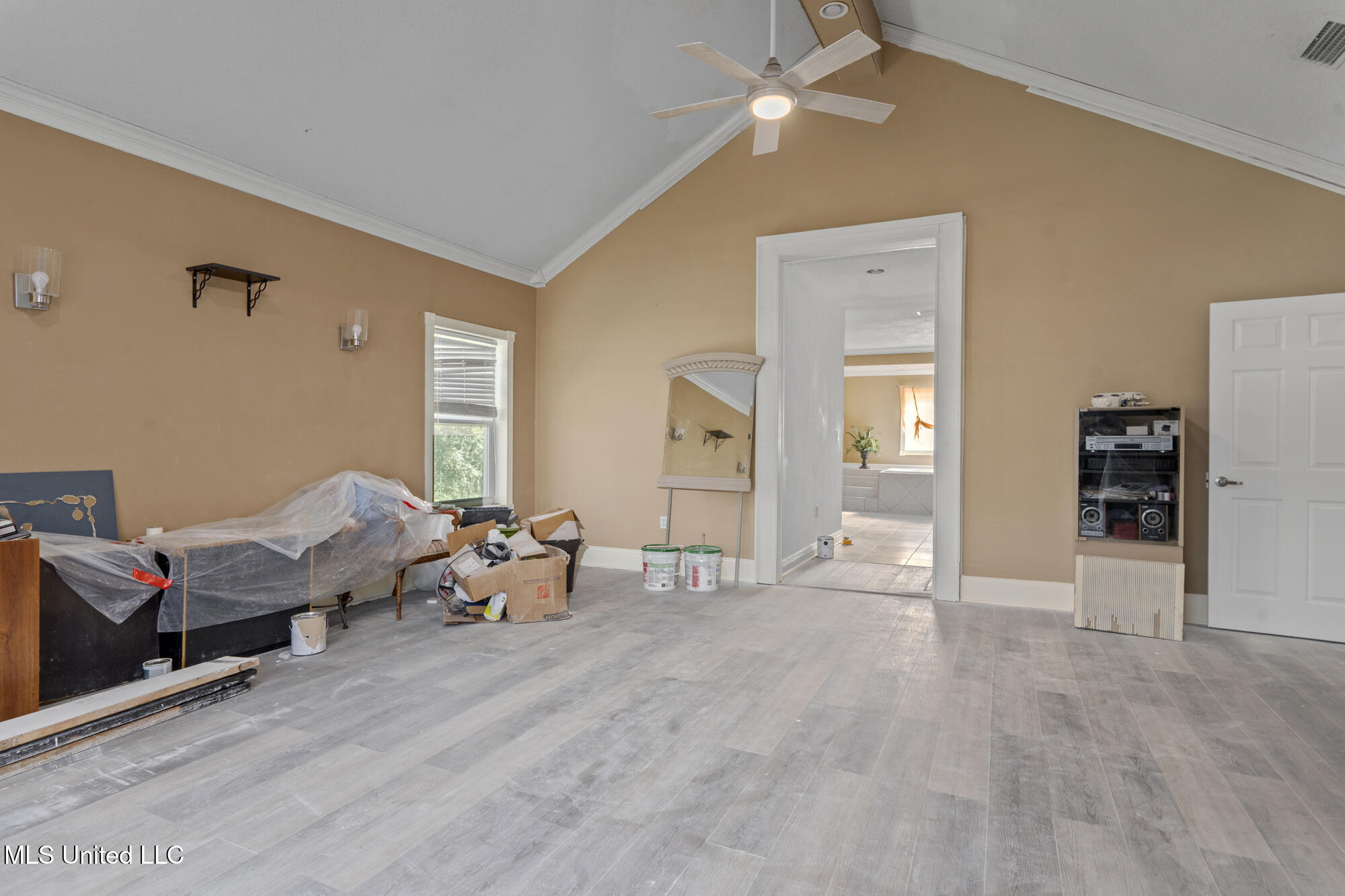 4700 Thompson Street Moss Point, MS 39563 - Photo 19 of 29 Primary Bedroom