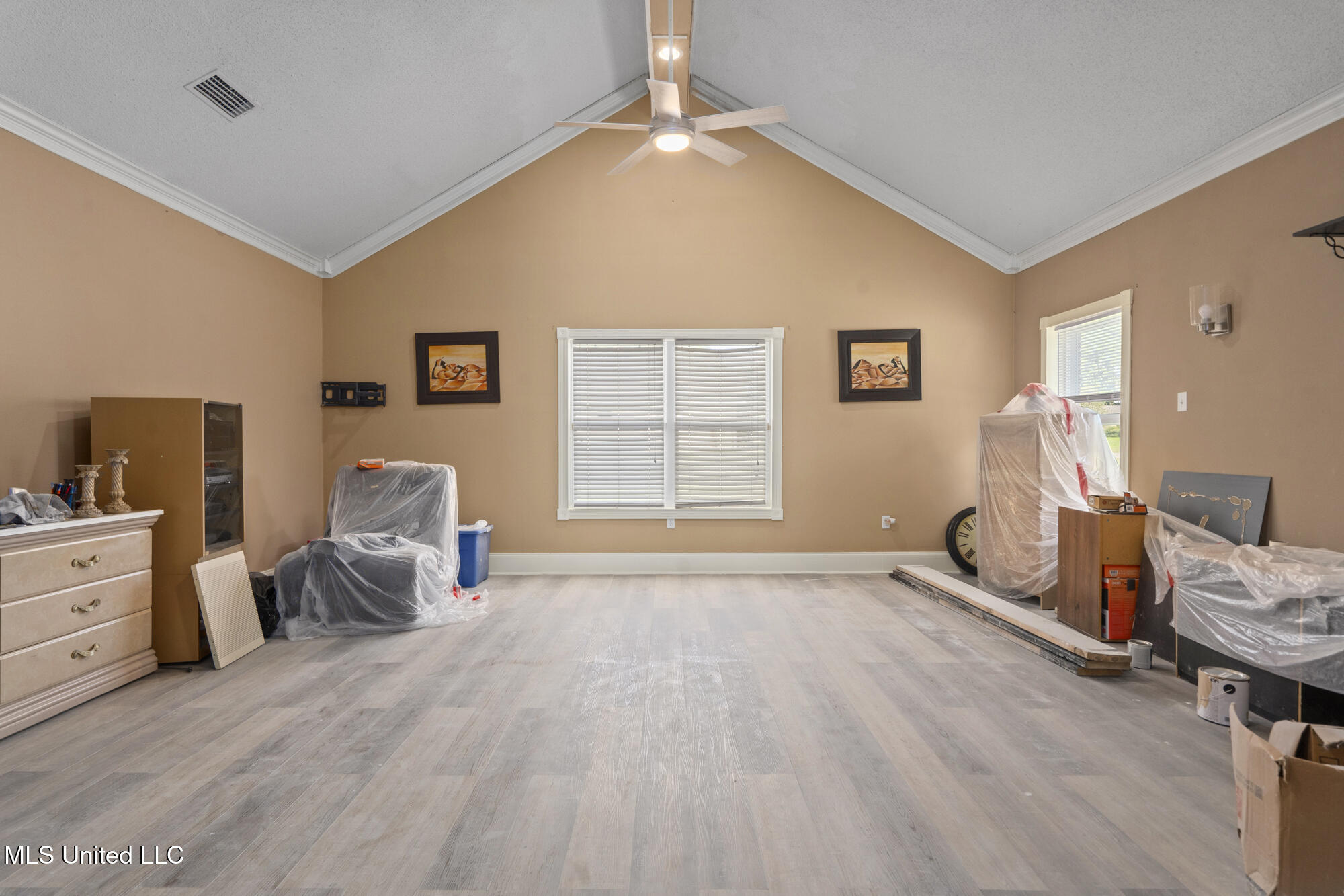 4700 Thompson Street Moss Point, MS 39563 - Photo 20 of 29 Primary Bedroom