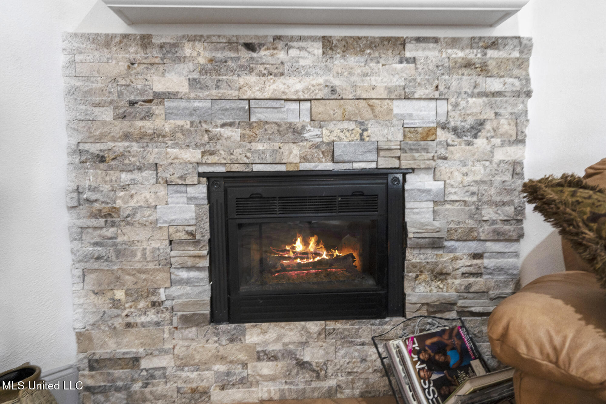 4700 Thompson Street Moss Point, MS 39563 - Photo 9 of 29 Fireplace