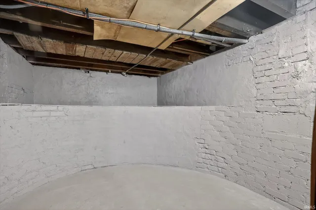 $254,900 | 415 West Battell Street, Mishawaka, IN 46545