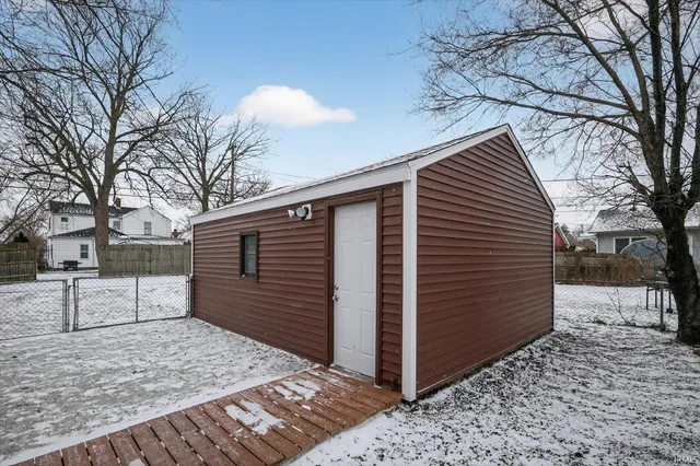 $254,900 | 415 West Battell Street, Mishawaka, IN 46545