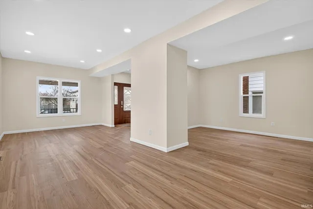 $254,900 | 415 West Battell Street, Mishawaka, IN 46545