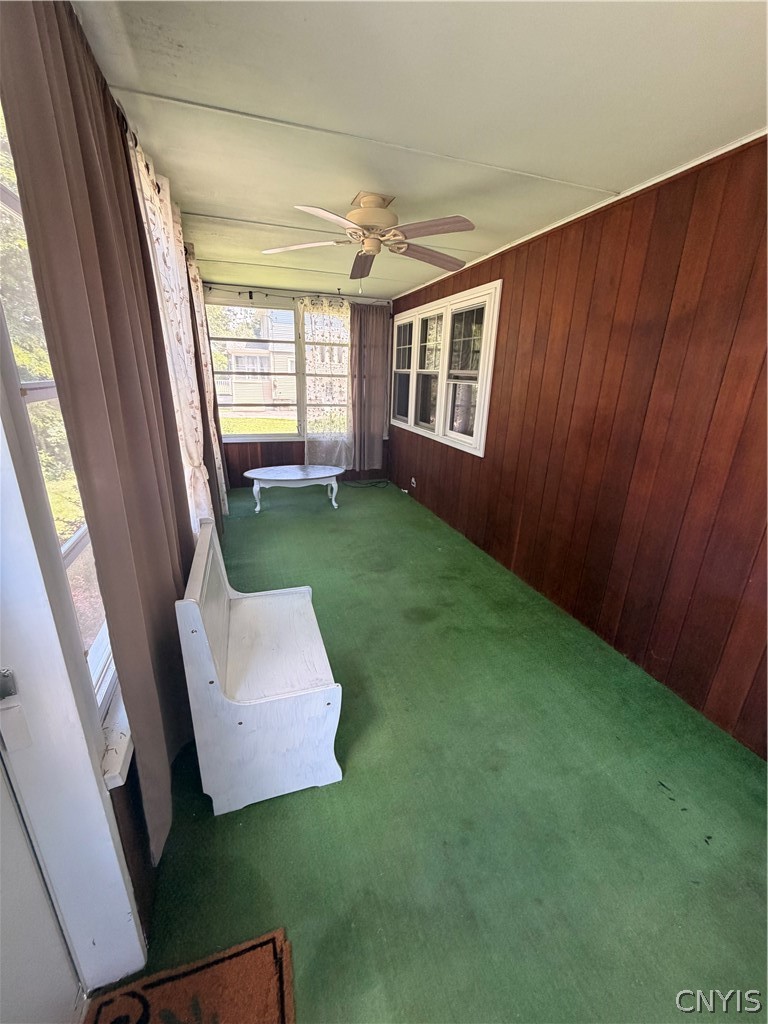 311 Sayles Street Oneida, NY 13421 - Photo 3 of 25 Front porch entering