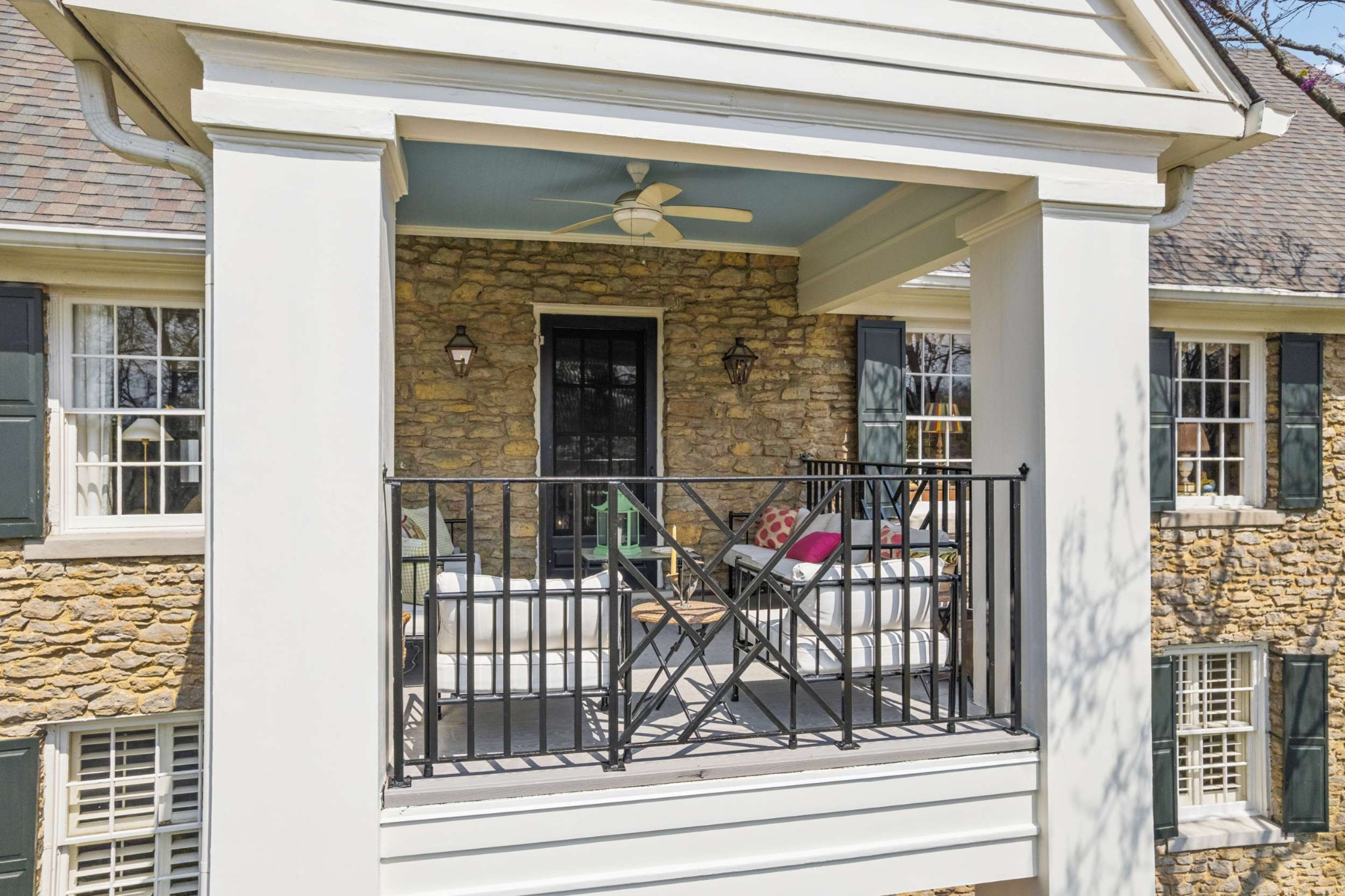 4402 Harding Place, Unit 4 Nashville, TN 37205 - Photo 30 of 35 a view of a door front of a house