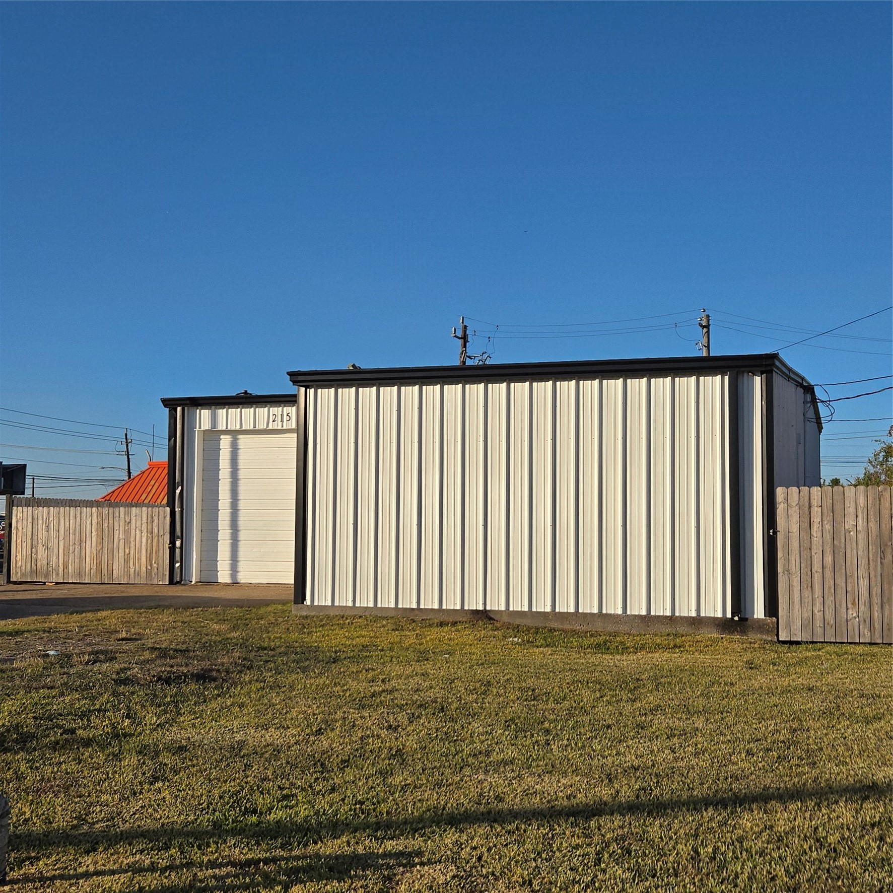 215 Fresa Road Pasadena, TX 77502 - Photo 3 of 19