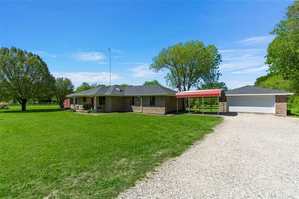 $525,000 | 4076 County Road 1088, Celeste, TX 75423