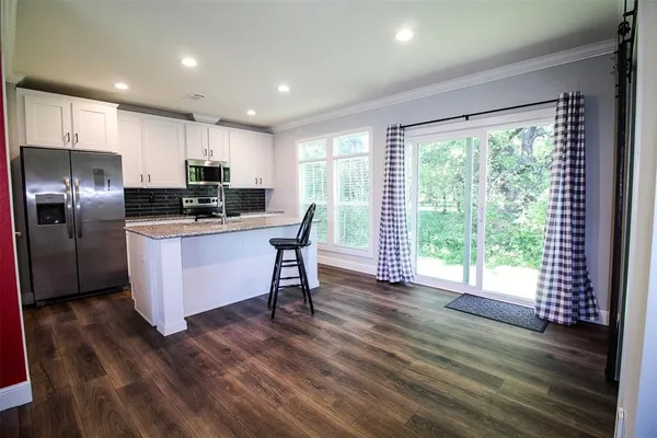 $525,000 | 4076 County Road 1088, Celeste, TX 75423