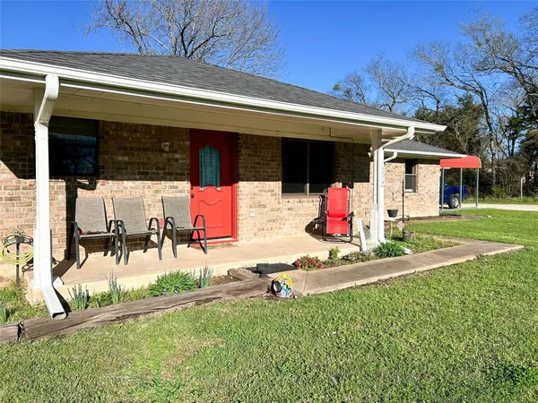 $525,000 | 4076 County Road 1088, Celeste, TX 75423