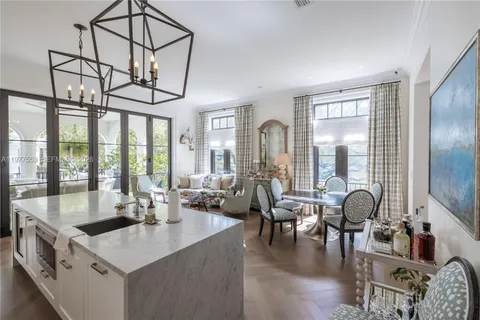 $6,950,000 | 743 Almeria Avenue, Coral Gables, FL 33134