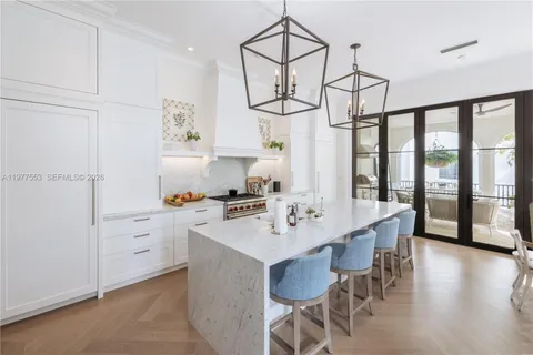 $6,950,000 | 743 Almeria Avenue, Coral Gables, FL 33134