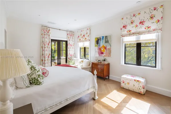 $6,950,000 | 743 Almeria Avenue, Coral Gables, FL 33134