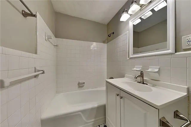 $2,300 | 2779 Lanier Drive, Snellville, GA 30078