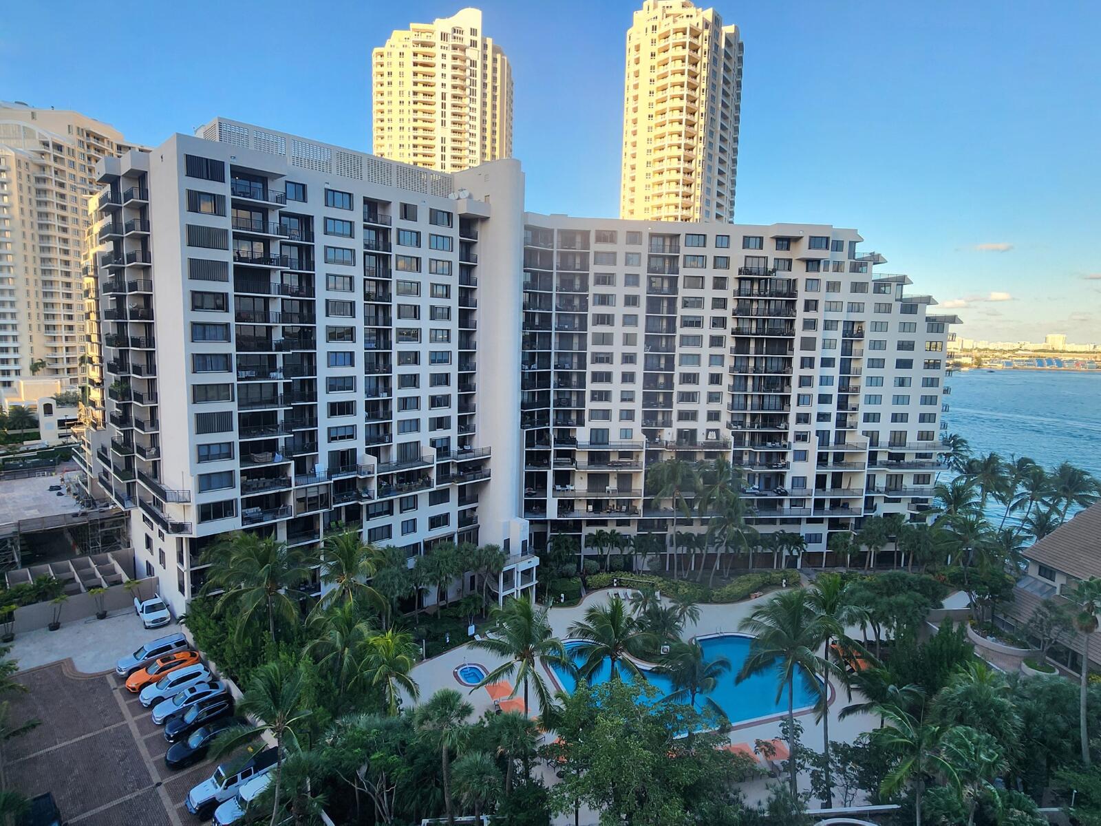 520 Brickell Key Drive, Unit A1200 Miami, FL 33131 - Photo 17 of 21 a front view of a building