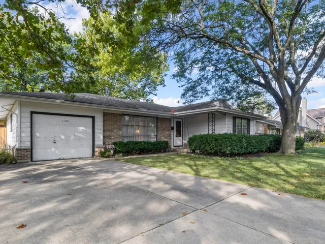 $349,900 | 1194 Cedar Lane, Elk Grove Village, IL 60007