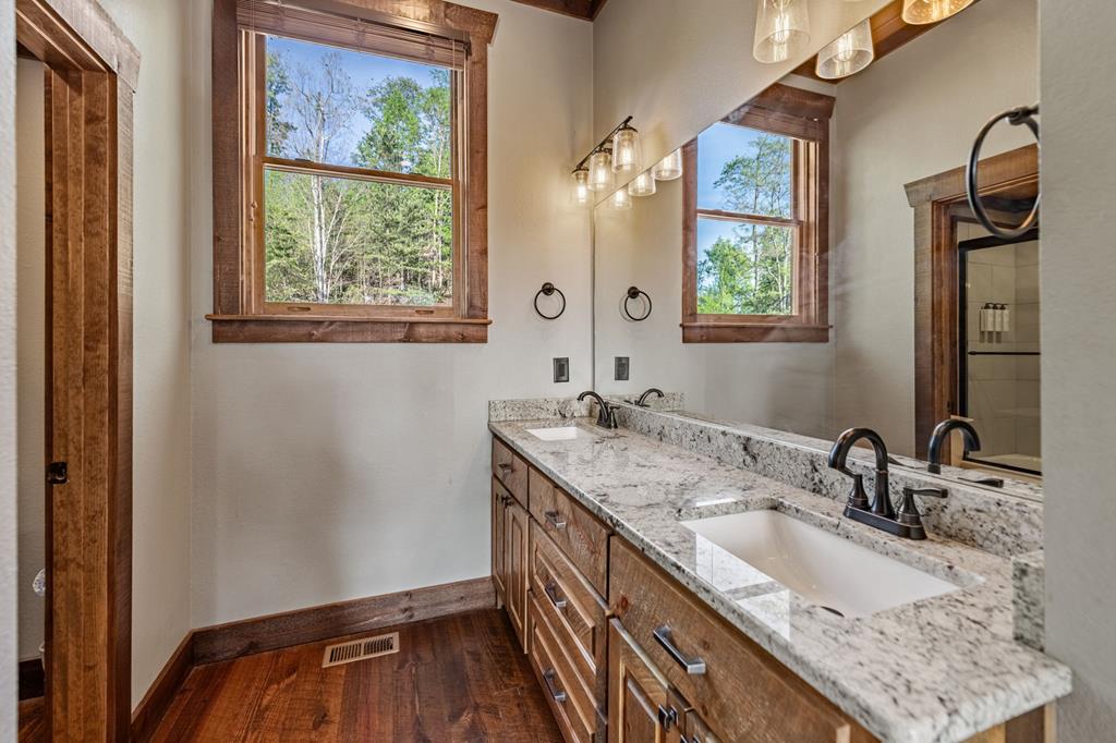 608 Blue Ridge Heights Drive Blue Ridge, GA 30513 - Photo 17 of 38