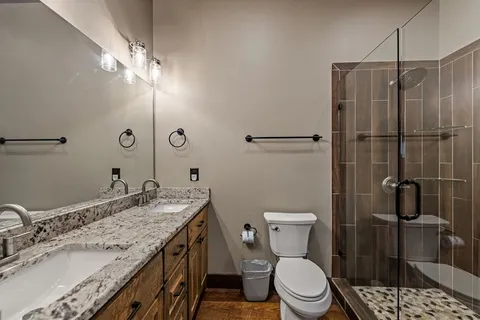 a view of walk in closet