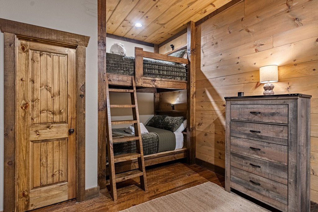 608 Blue Ridge Heights Drive Blue Ridge, GA 30513 - Photo 35 of 38