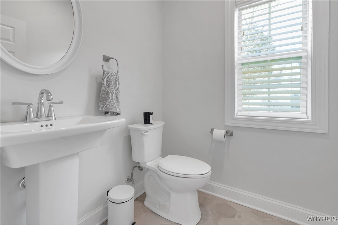 845 Casey Road East Amherst, NY 14051 - Photo 15 of 29