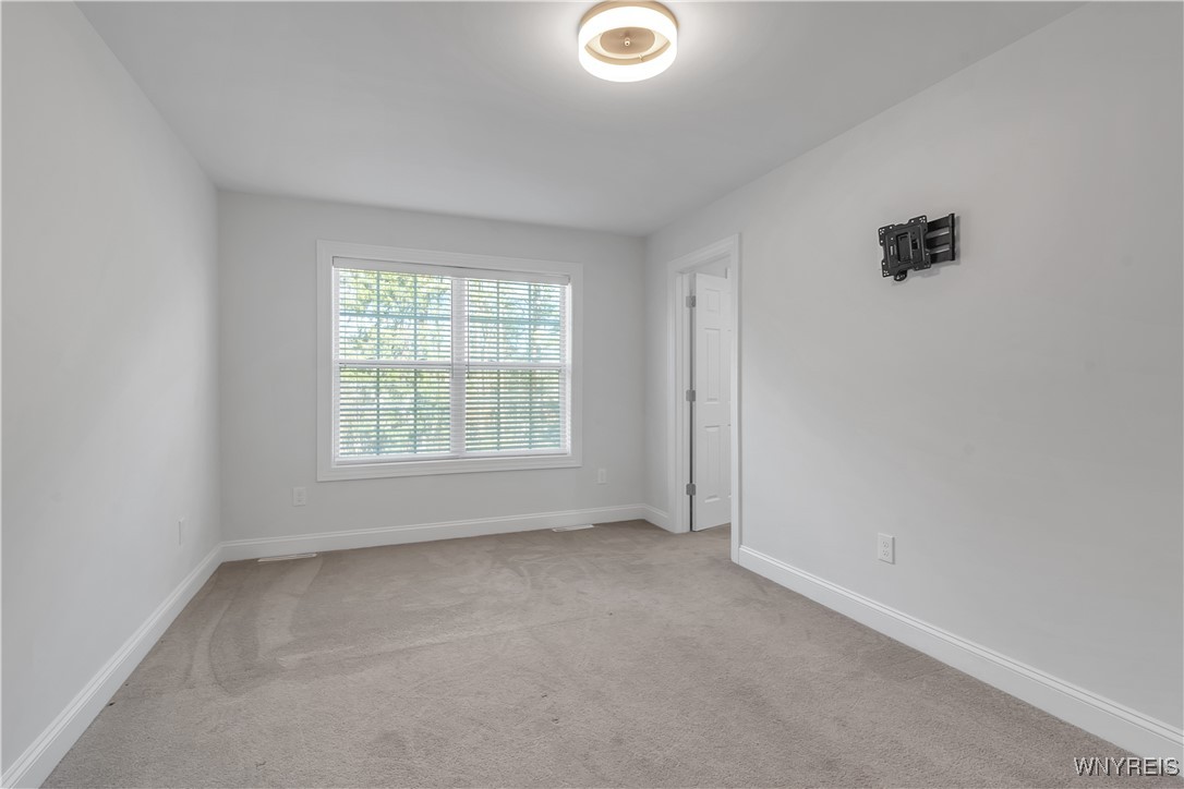 845 Casey Road East Amherst, NY 14051 - Photo 16 of 29