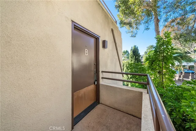$4,995 | 352 Y Place, Unit B, Laguna Beach, CA 92651