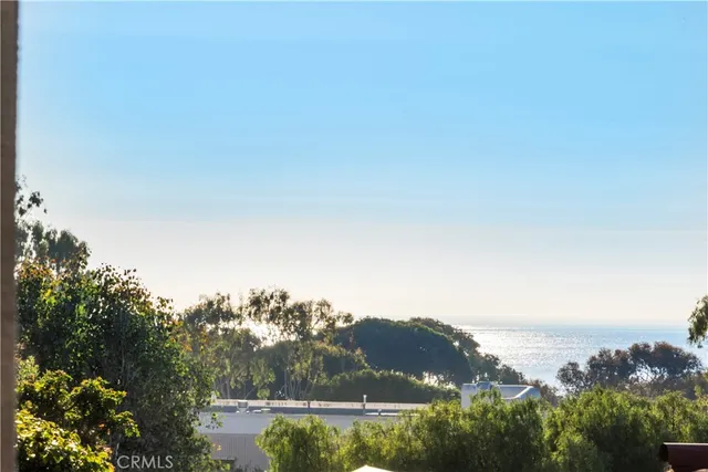 $4,995 | 352 Y Place, Unit B, Laguna Beach, CA 92651