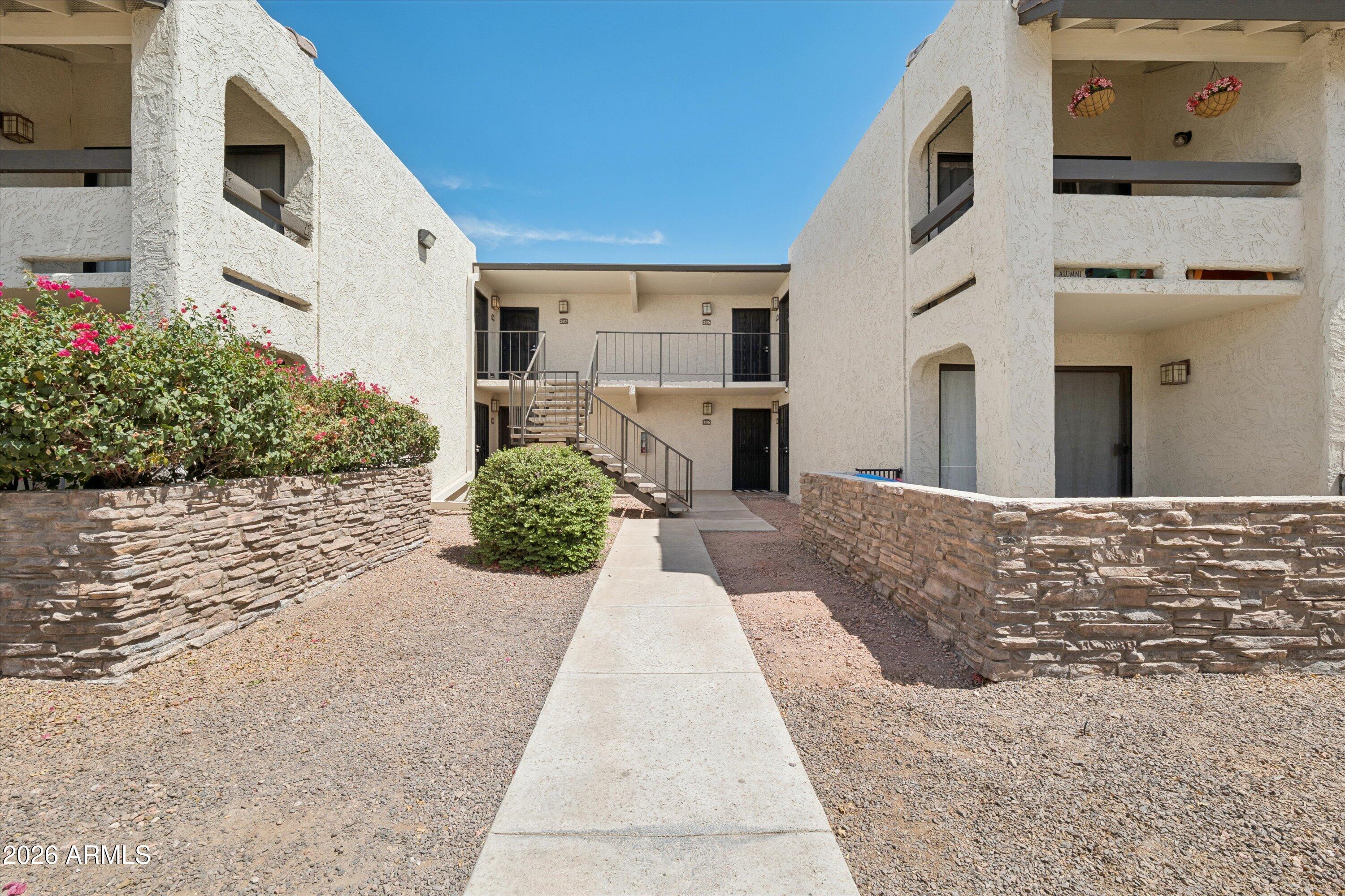 3825 East Camelback Road, Unit 186 Phoenix, AZ 85018 - Photo 22 of 30 28-P1751477
