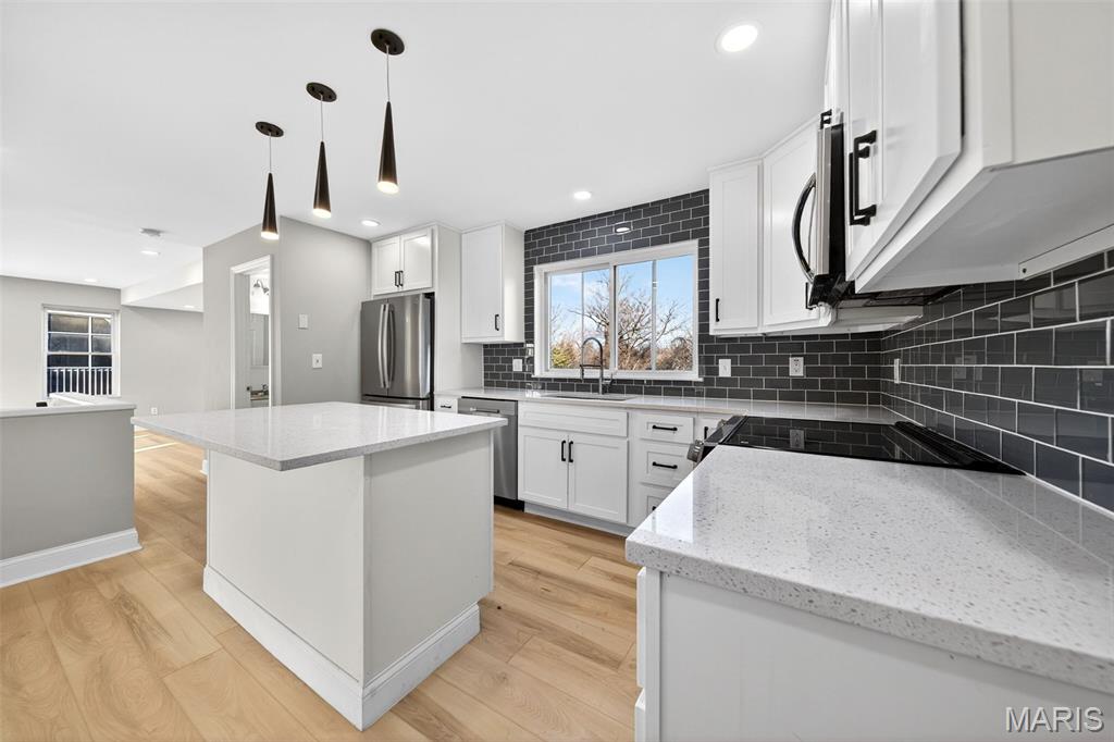 264 Braeshire Drive Ballwin, MO 63021 - Photo 11 of 36