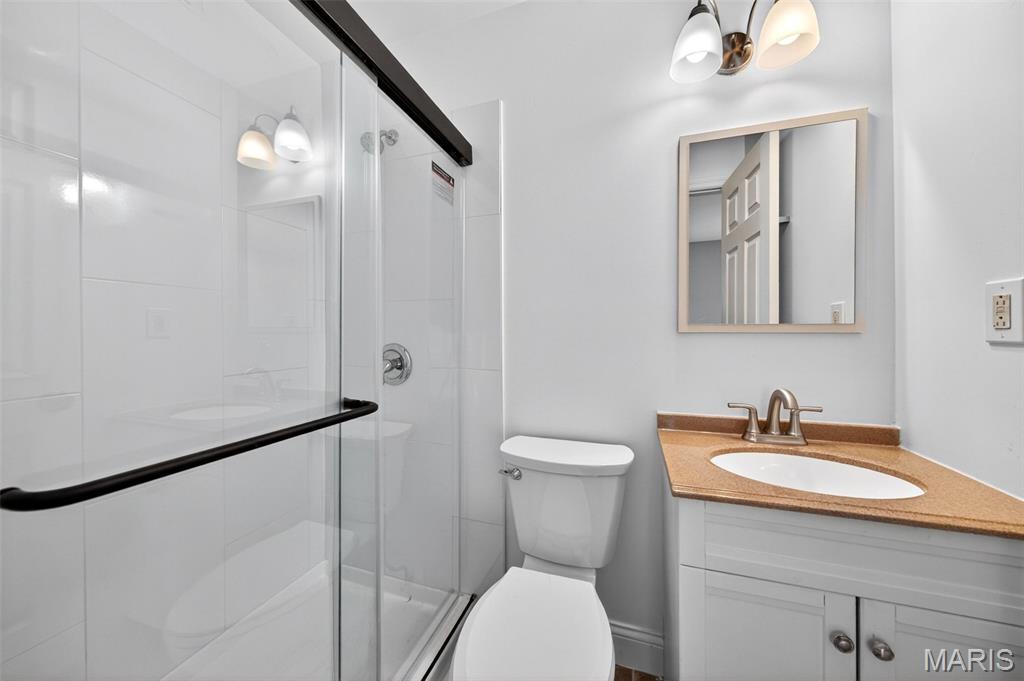 264 Braeshire Drive Ballwin, MO 63021 - Photo 19 of 36