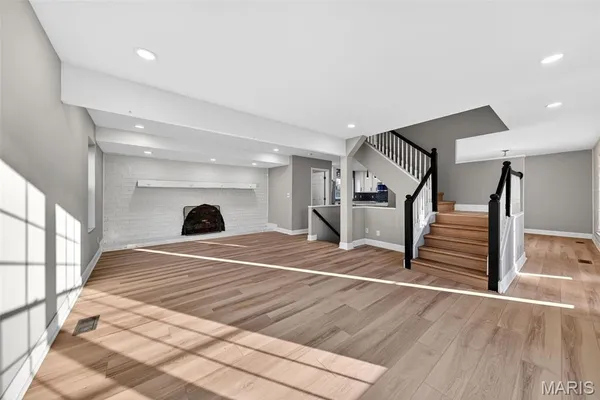 $2,450 | 264 Braeshire Drive, Ballwin, MO 63021