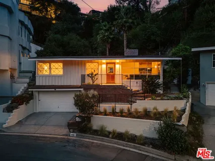 $1,095,000 | 550 Arch Place, Glendale, CA 91206