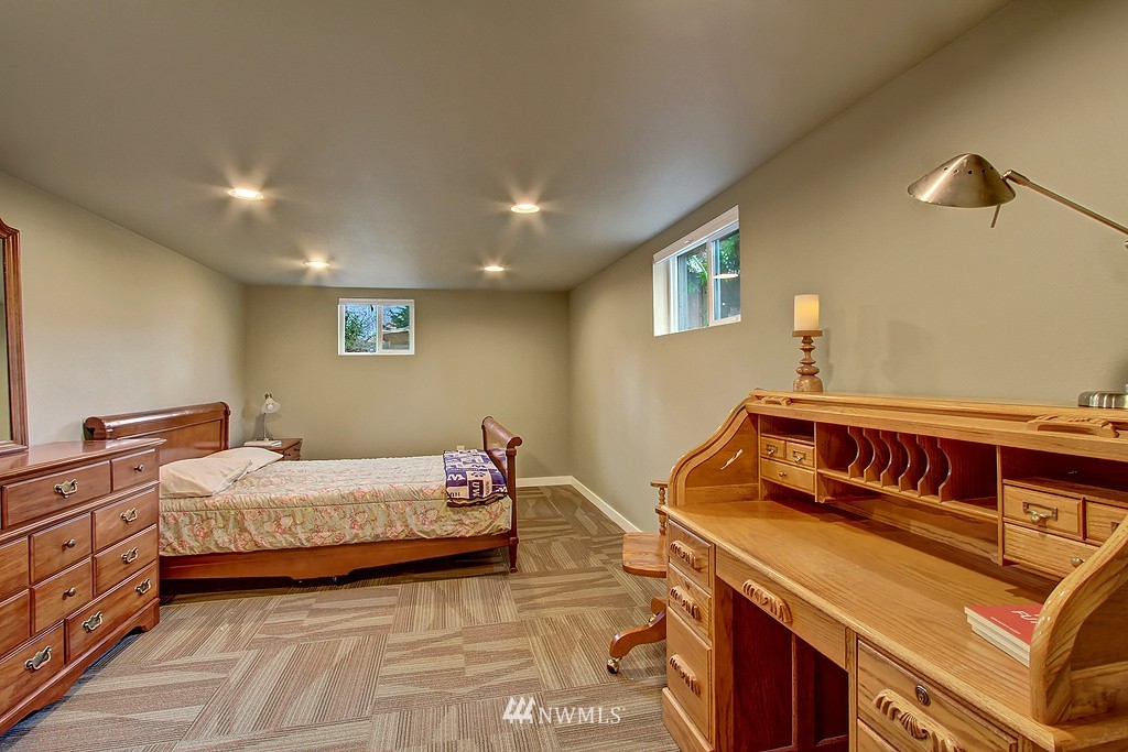 6521 Cady Road Everett, WA 98203 - Photo 13 of 18