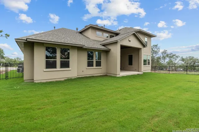 $924,900 | 127 Alonzo, Boerne, TX 78006