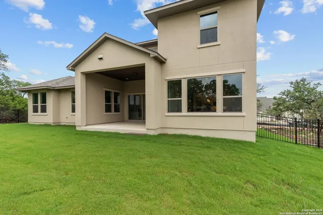 $924,900 | 127 Alonzo, Boerne, TX 78006