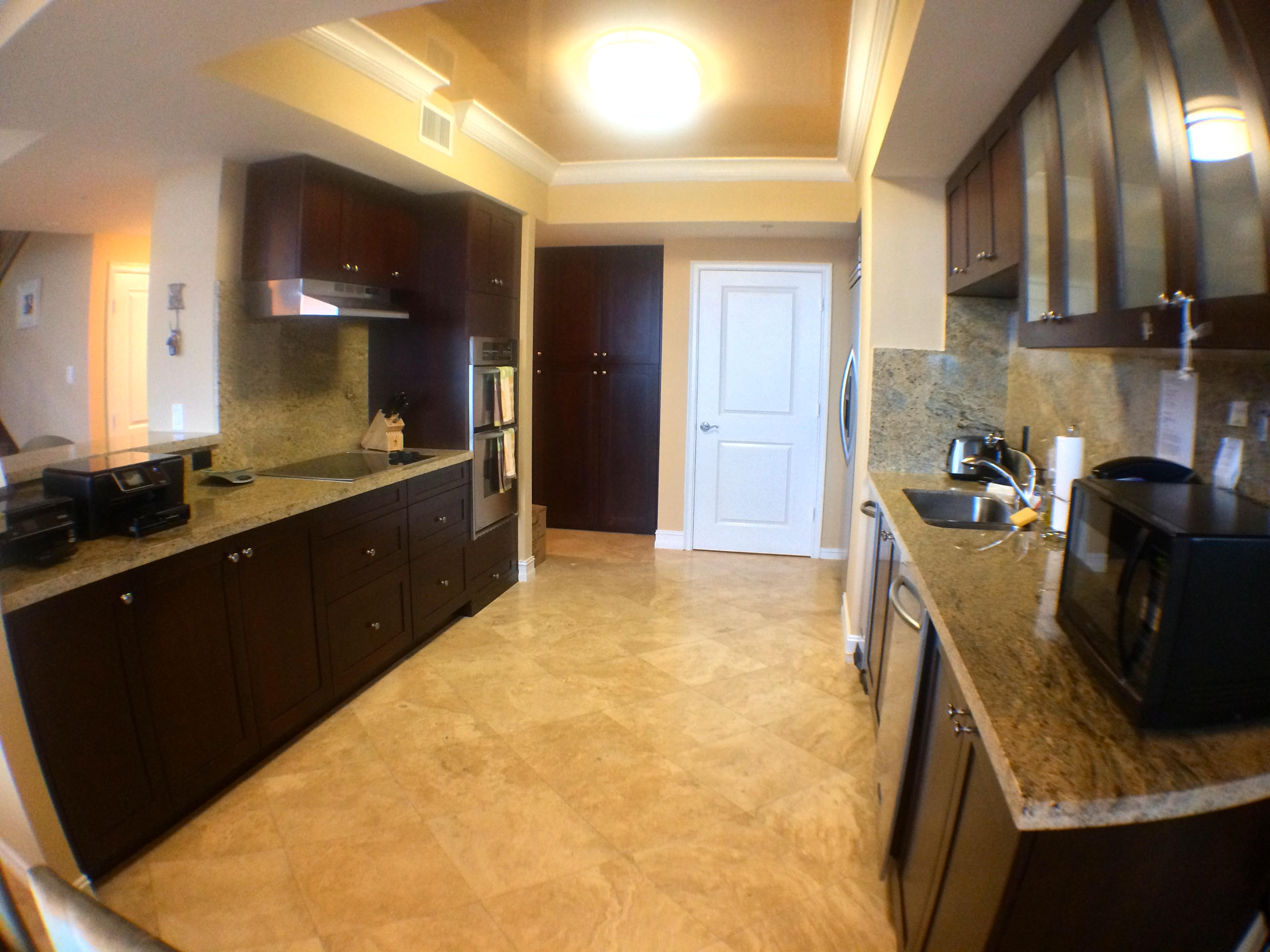 99 Southeast Mizner Boulevard, Unit PH37 Boca Raton, FL 33432 - Photo 3 of 22 Kitchen