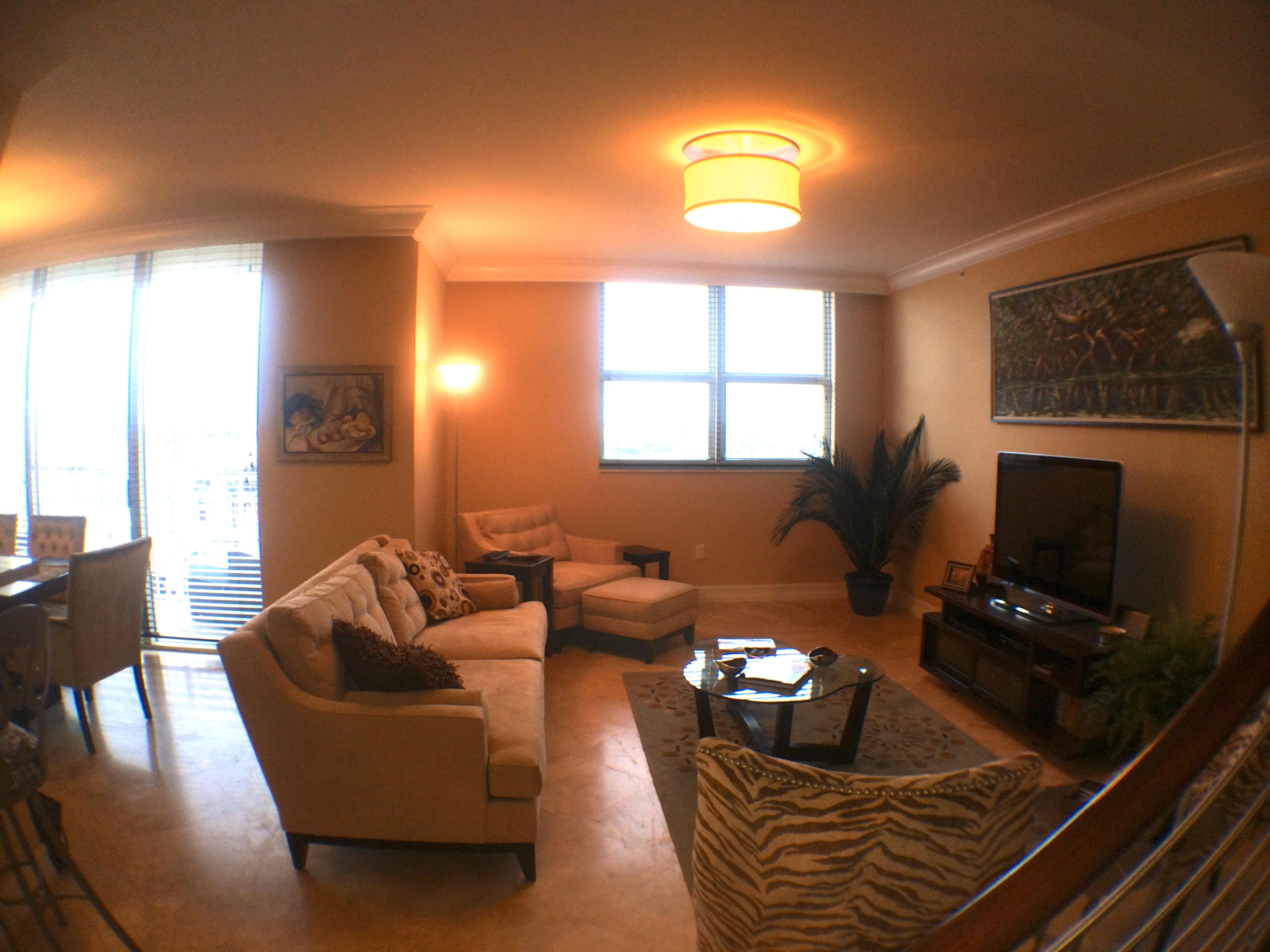 99 Southeast Mizner Boulevard, Unit PH37 Boca Raton, FL 33432 - Photo 9 of 22 Living Room