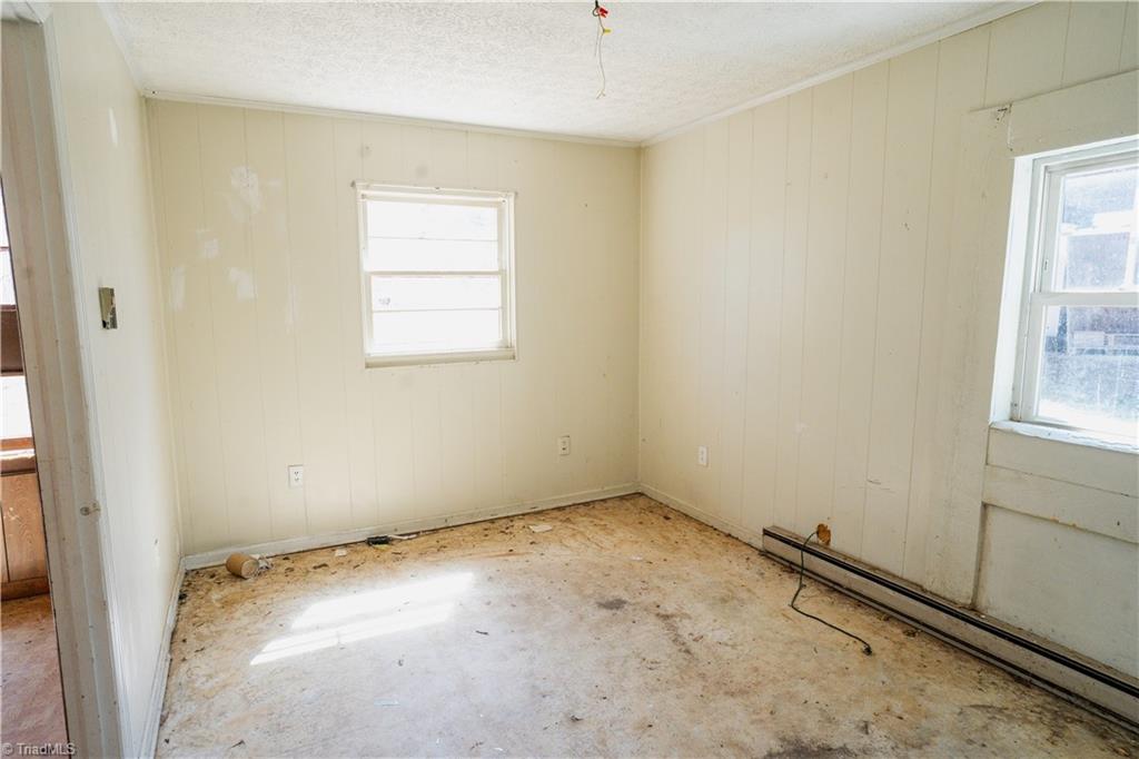 106 Kingston Road Eden, NC 27288 - Photo 11 of 22 Gallery Image 11