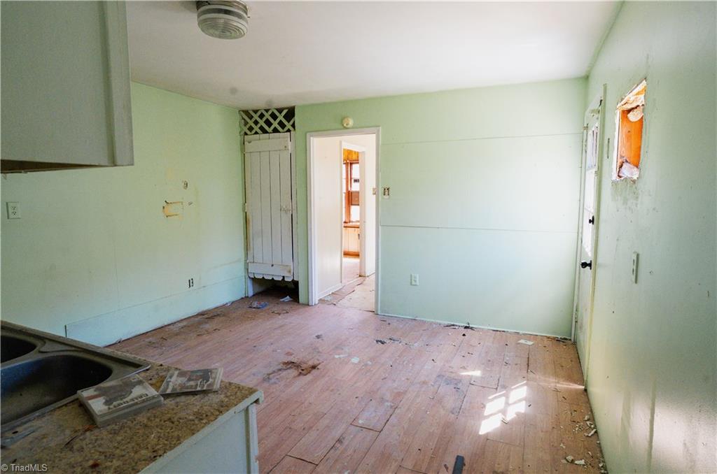 106 Kingston Road Eden, NC 27288 - Photo 8 of 22 Gallery Image 8
