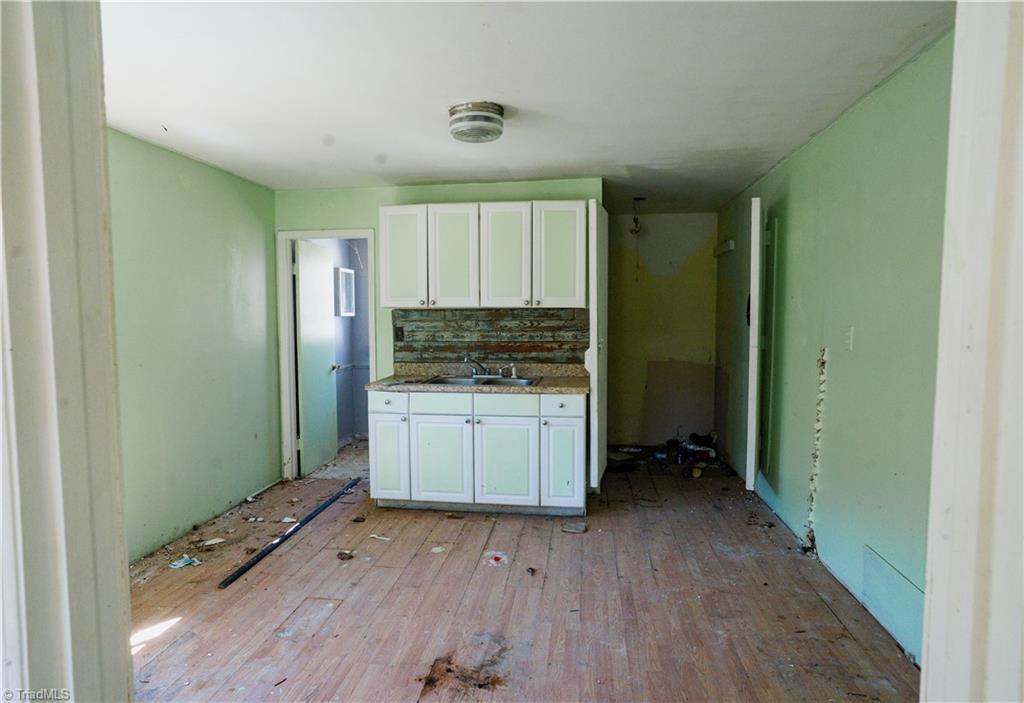 106 Kingston Road Eden, NC 27288 - Photo 10 of 22 Gallery Image 10
